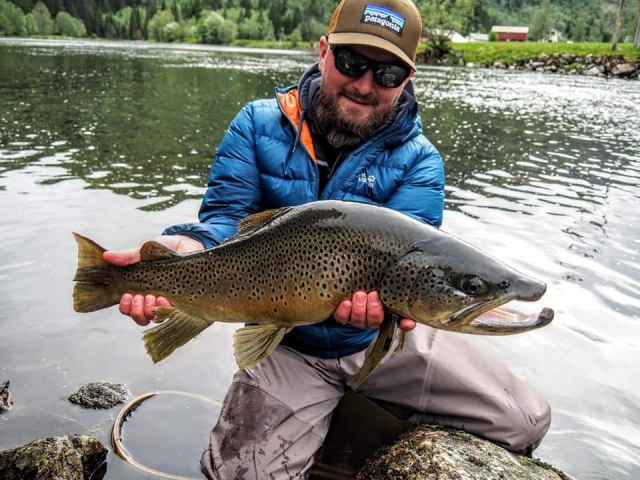 Brown Trout fly fishing Guide in Poland, Cracow & Warsaw airport pick up