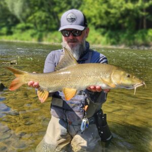 Fly Fishing in Poland Dunajec River (17)